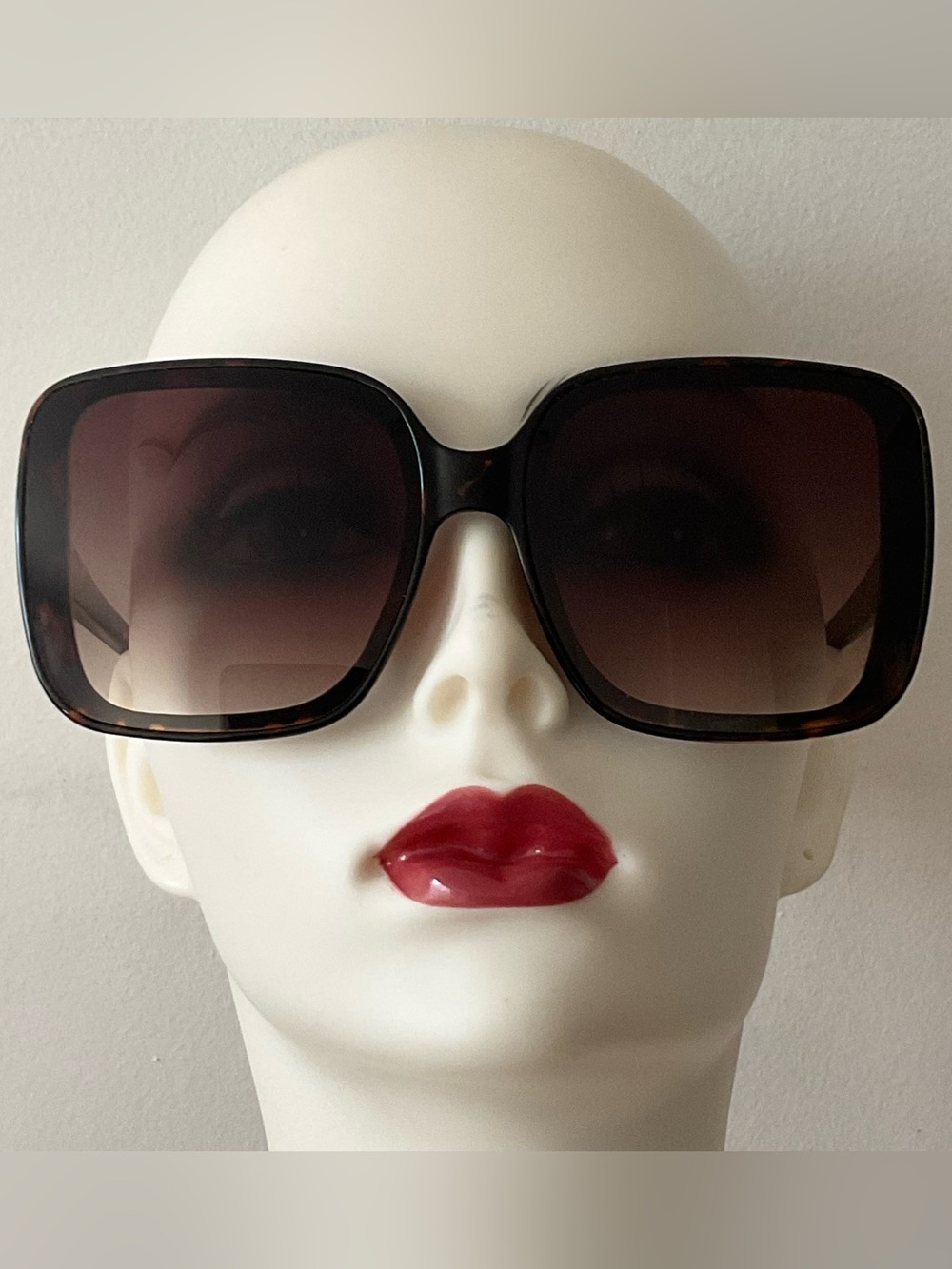 Tahari | Oversized Square Tortoise Gradient Sunglasses